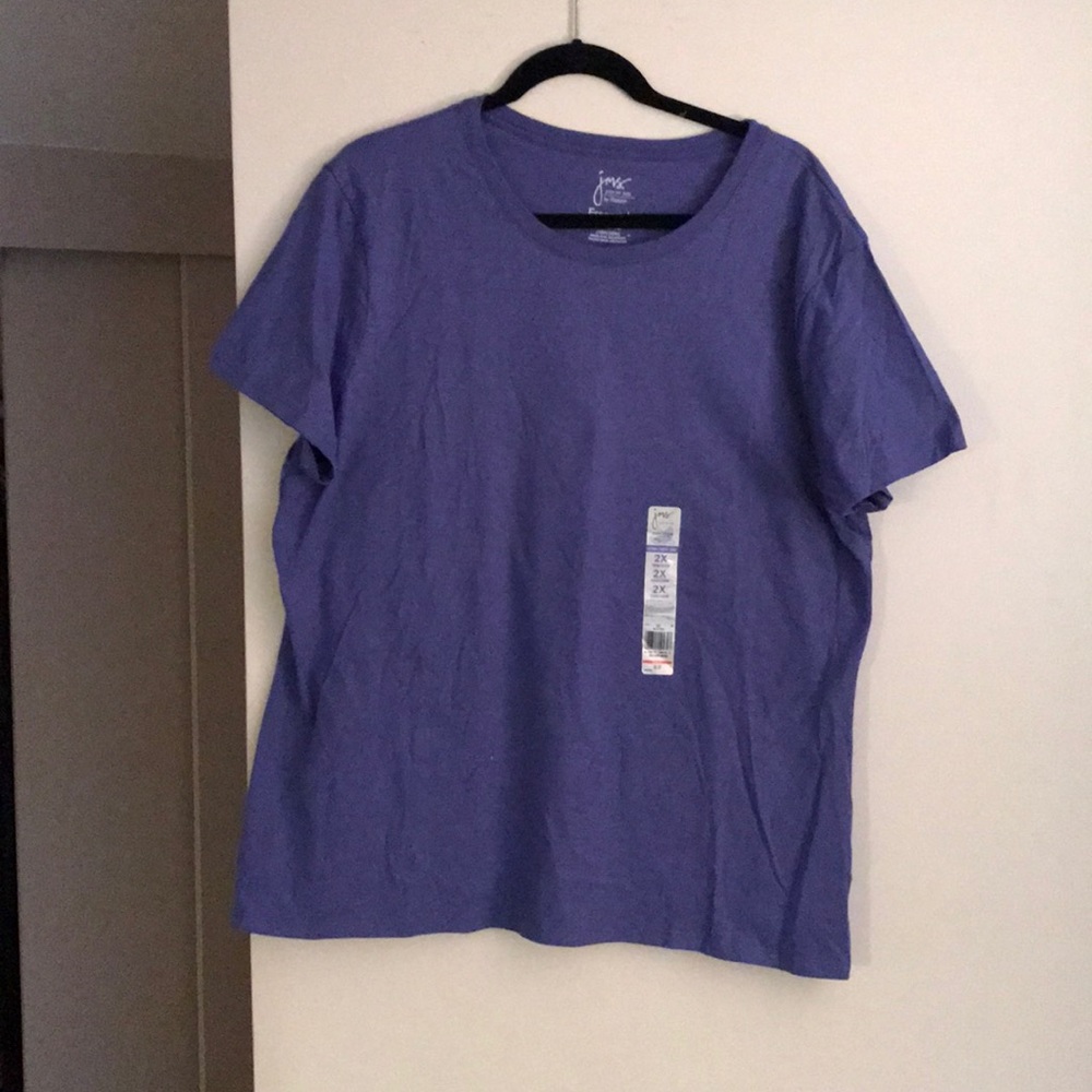 Lot of 2 T shirts